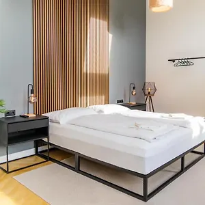  Appartamento Myflat - Bright Near Station